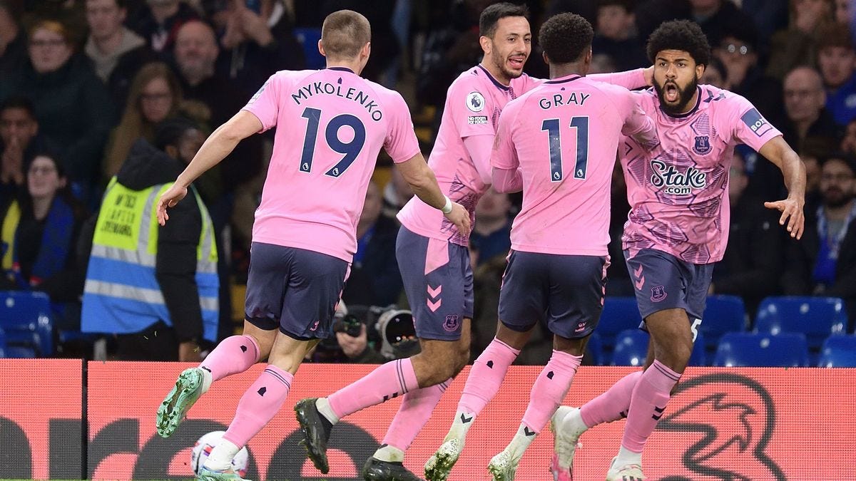 Everton's Ellis Simms celebrating his goal against Chelsea with his teammates