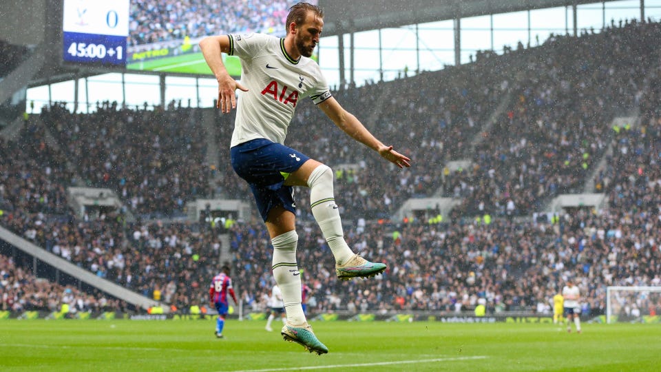 Harry Kane celebrating a goal