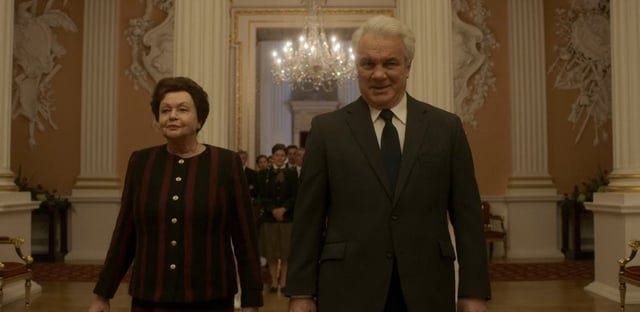 President Yeltsin and his wife visit the Queen in The Crown Season 5