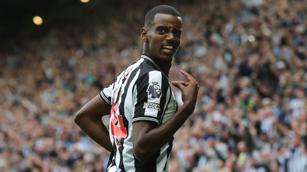 Alexander Isak celebrating a goal