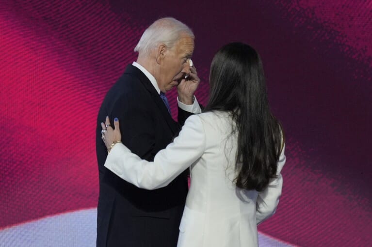 President Biden was very emotional after his daughter Ashley gave a heartfelt speech honoring him as "the OG girl-dad" | DNC Opening Day Highlights and Speeches | Mania News