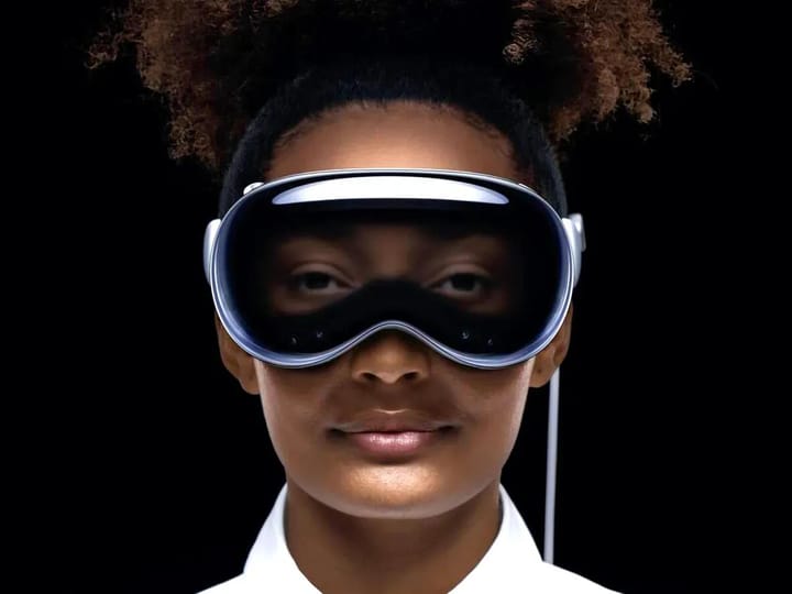 Apple's Transparent VR Headset
